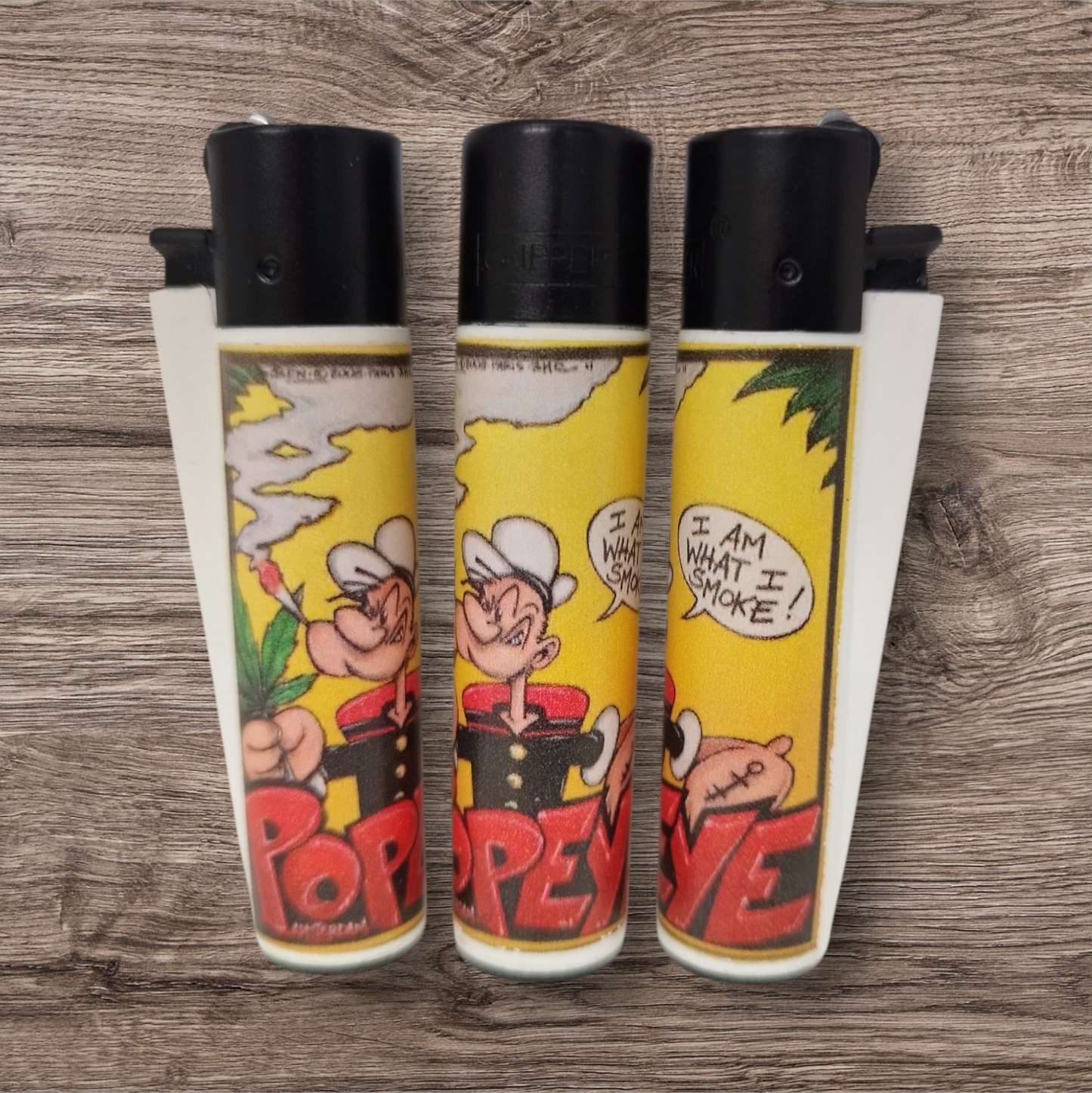 Clipper Large - Popeye Amsterdam Coffeeshop- Weiß - "Sticker"