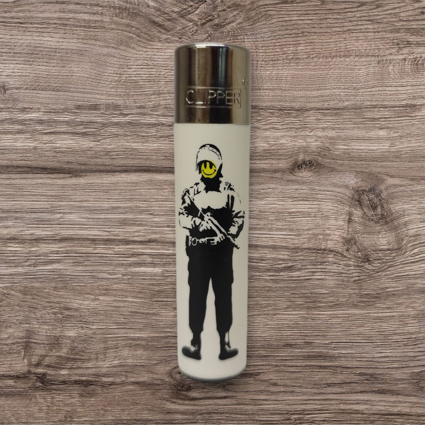 Clipper Large - Banksy - Red Pin